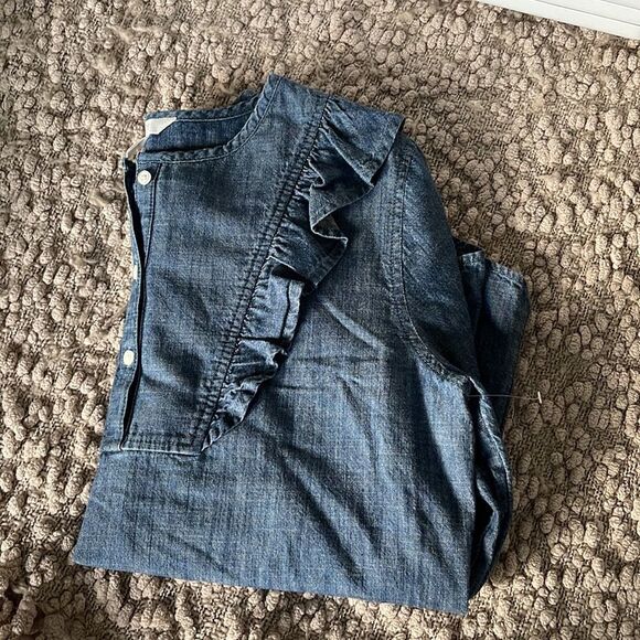 *1901* Chambray Denim 1/4 Button Down Top NWOT. Size Small - Picture 5 of 6